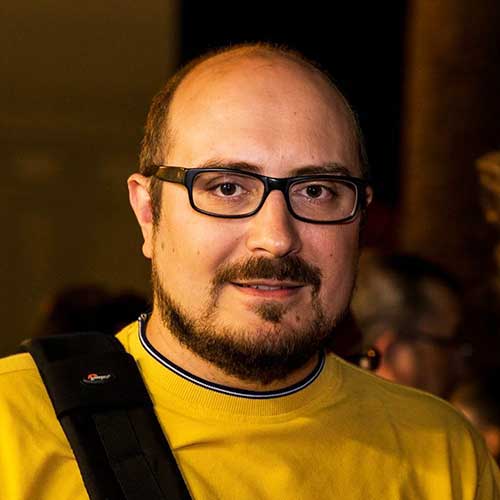 Tras las huellas de los dinosaurios - Miguel Ángel Muñoz E.