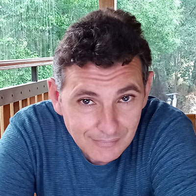 Hogar, dulce hogar - director Alfredo Medina