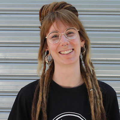 Becarias - directora Marina Cortón