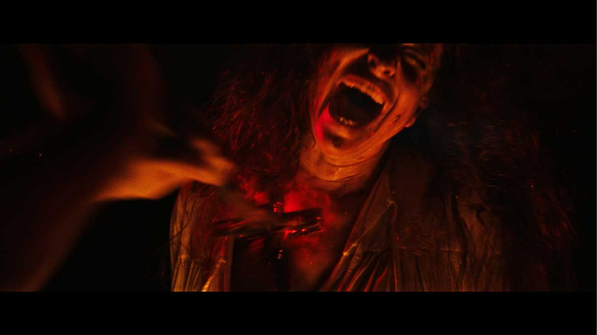 The 6 relics of Helena Mason