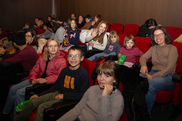 Lleva a tu familia al cine