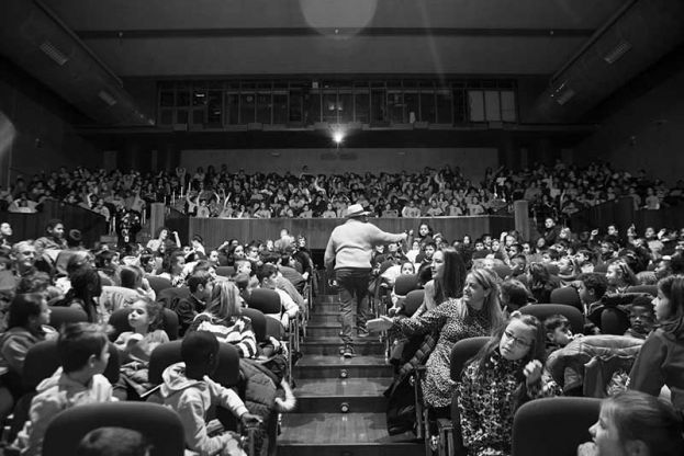 Apertura proyecciones Escuela y Educación. Fotografías Elena Gimeno Dones