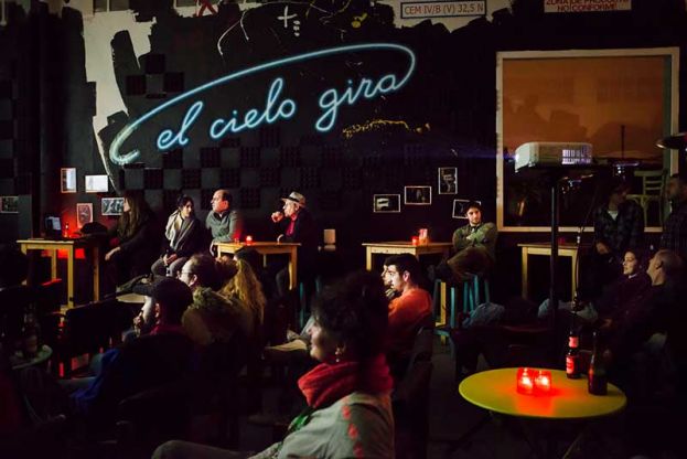 EL CIELO GIRA. Con el miedo en el cuerpo. Largometraje Juan de los muertos. Fotografías Elena Gimeno Dones